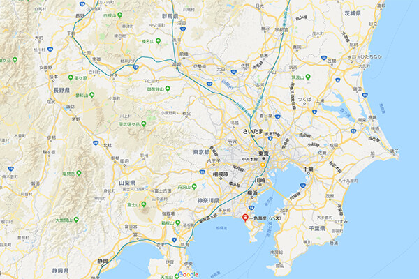 神奈川県の南側、三浦半島の中腹にある「一色海岸」