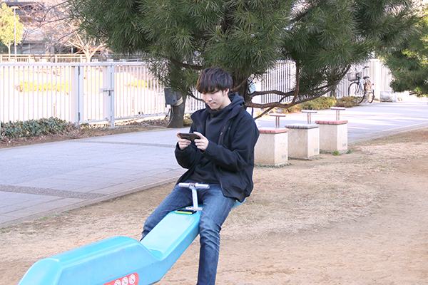 スマホ買ったくせにSIM使わないんだぜ！ WiFiルーターがあればSIMなしでもスマホを使える！