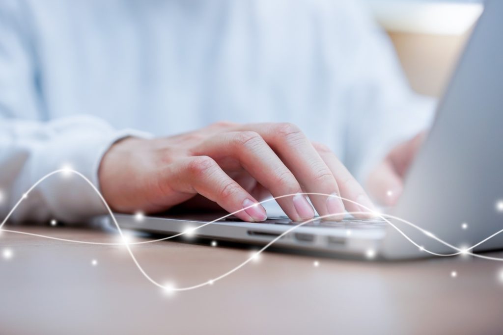 通信速度の単位とは？「Mbps」や「Gbps」の意味を理解してネット環境を改善